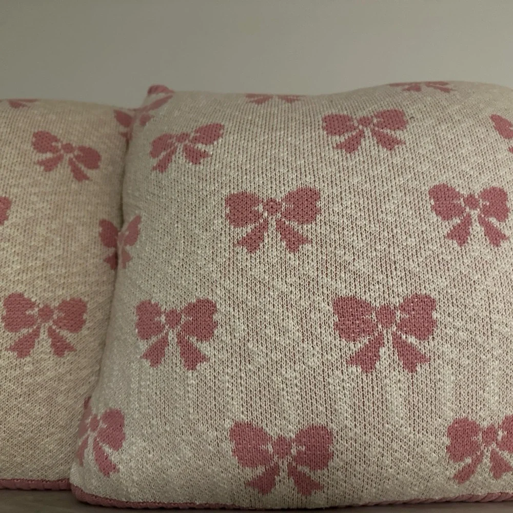 Pink Bow Square Pillows- Set of 2